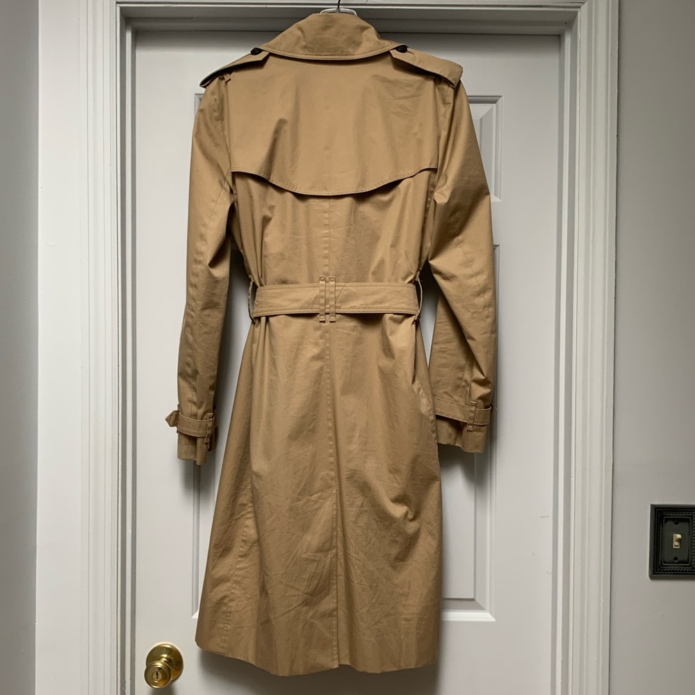 ❗️SOLD❗️🎉2xHP🎉 Burberry Tan Trench Coat Sz 8R - Picture 3 of 15